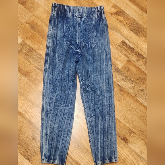 Vintage Ultra Brand Acid Wash Paper Bag Jeans, with Sequin Applique, size M - Picture 4 of 9